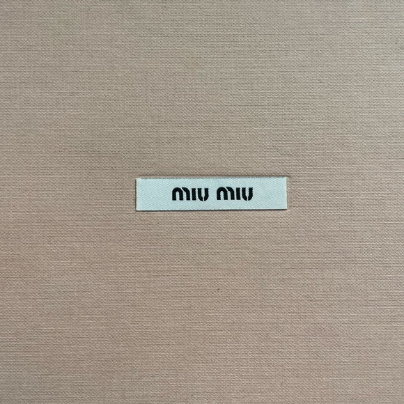 Miu Miu Pantent Leather Pumps - Picture 4 of 16